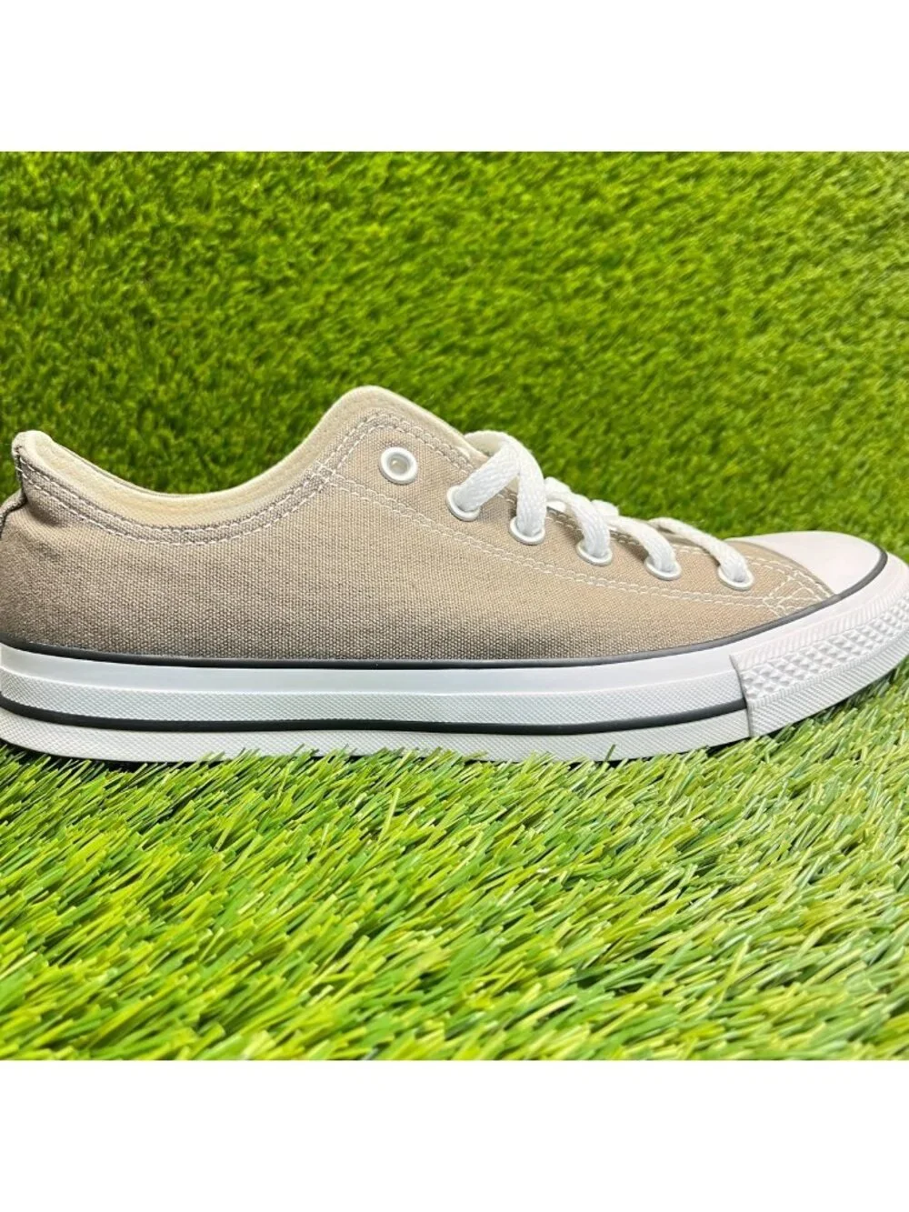 Converse Chuck Taylor All Star OX Mens Size 8 Womens 10 Athletic Shoes Sneakers